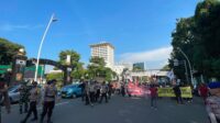 Aliansi Perisai Geruduk Markas Tni